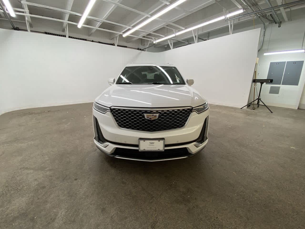 Thumbnail: 2020 Cadillac XT6 - 9