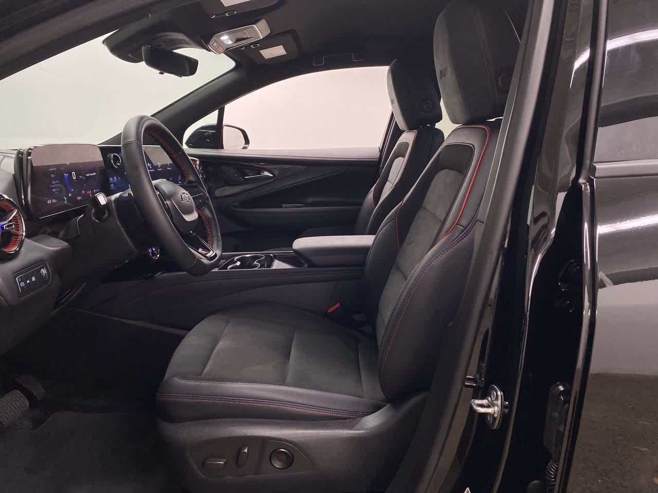 Thumbnail: 2024 Chevrolet Blazer EV - 15