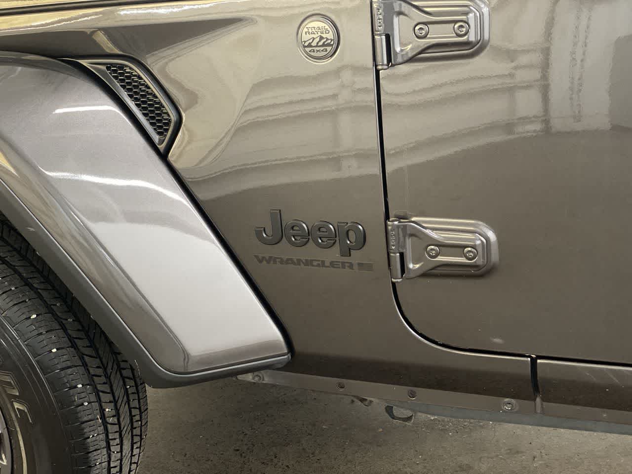 Thumbnail: 2025 Jeep Wrangler - 10