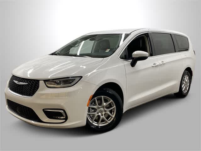 2023 Chrysler Pacifica Touring L -
                  Portland, OR