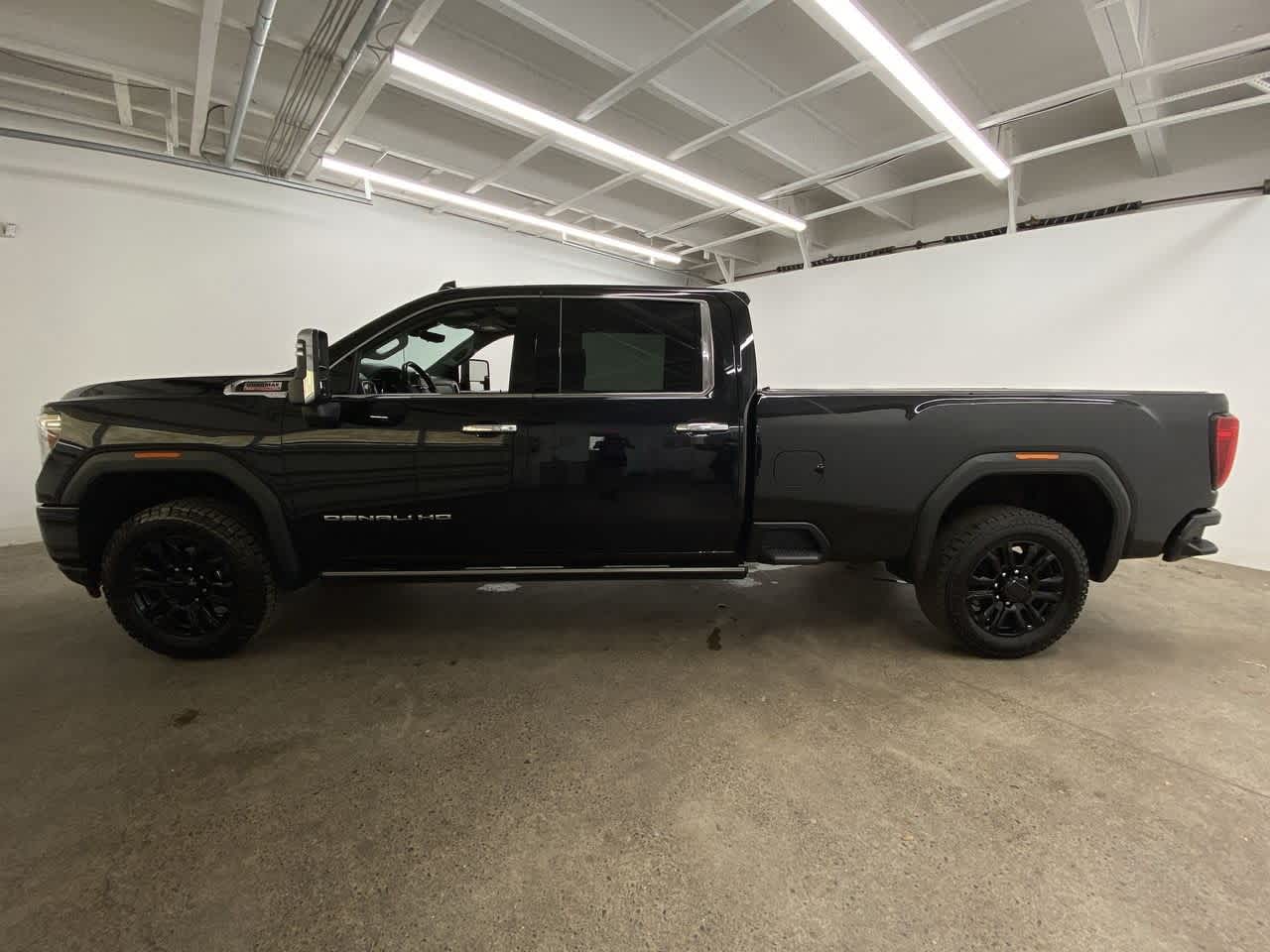 Thumbnail: 2021 GMC Sierra 3500 - 3