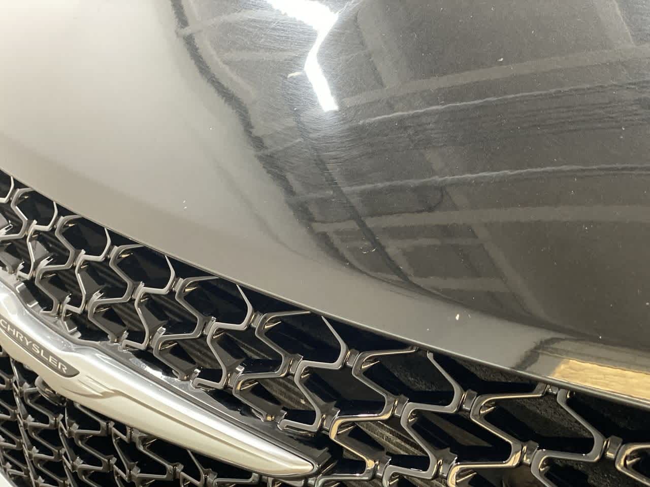 Thumbnail: 2023 Chrysler Pacifica - 31