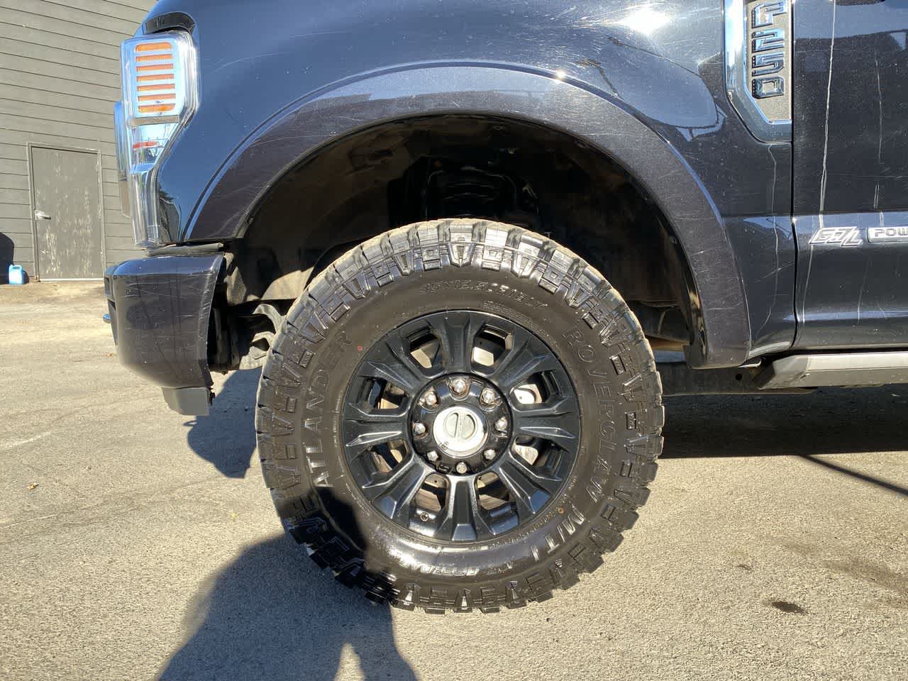 Thumbnail: 2022 Ford F-250 - 11