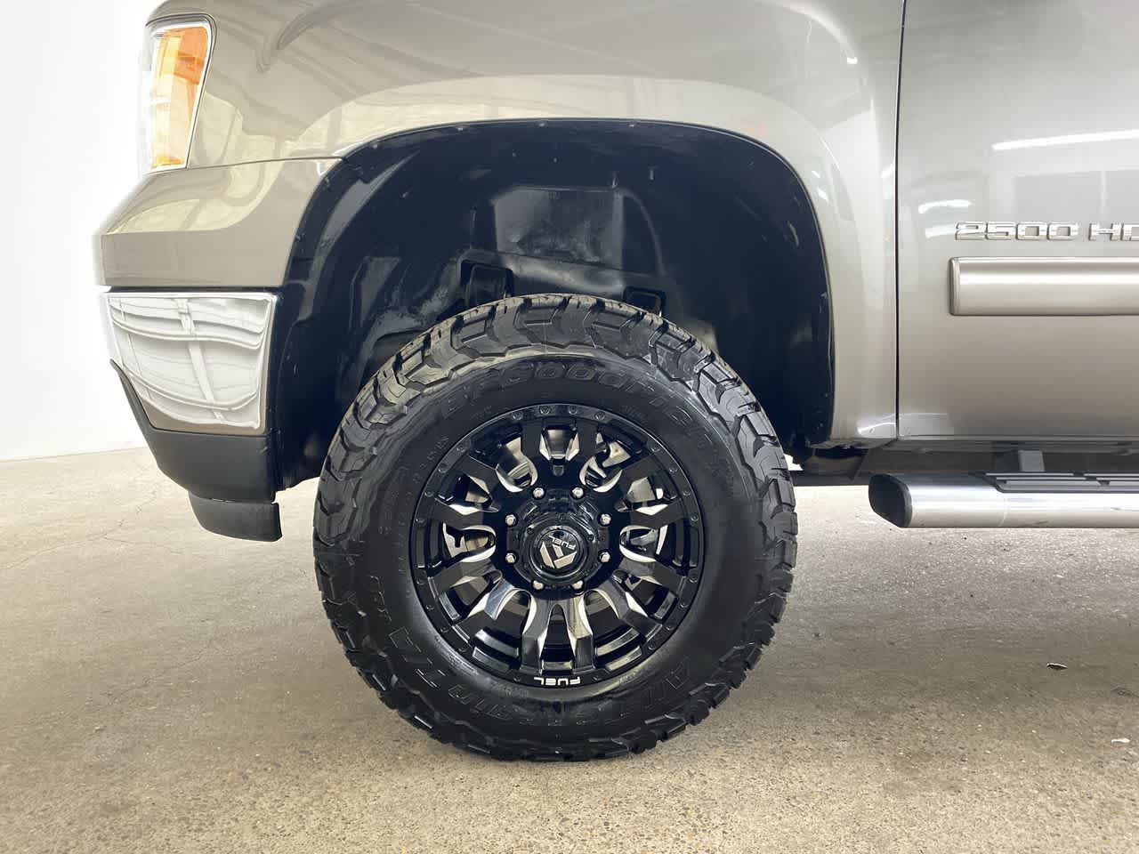 Thumbnail: 2013 GMC Sierra 2500 - 11