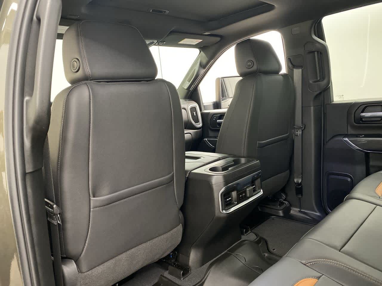 Thumbnail: 2022 GMC Sierra 2500 - 15