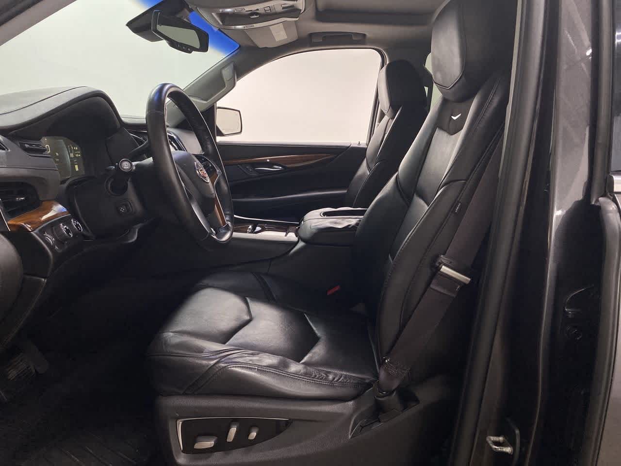 Thumbnail: 2015 Cadillac Escalade - 14