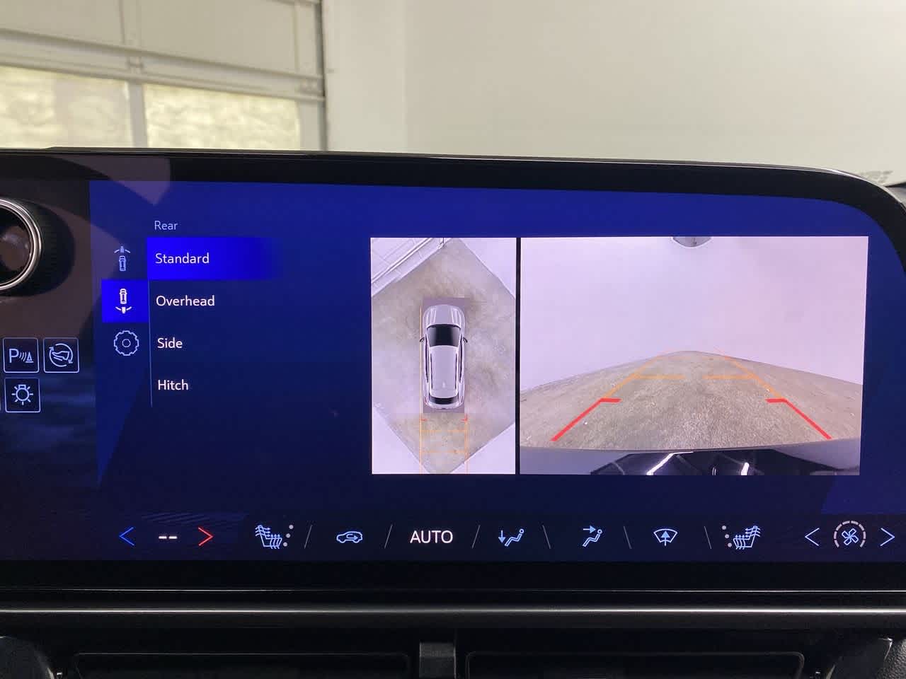 Thumbnail: 2024 Chevrolet Equinox - 26