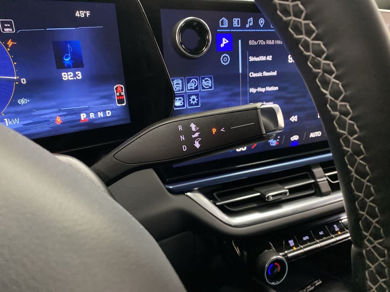 Thumbnail: 2025 Chevrolet Equinox - 25