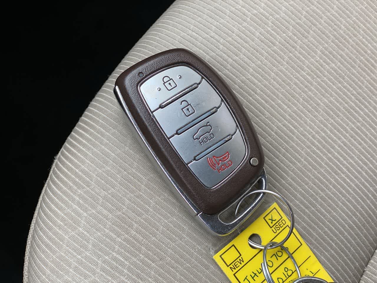 Thumbnail: 2018 Hyundai Elantra - 30