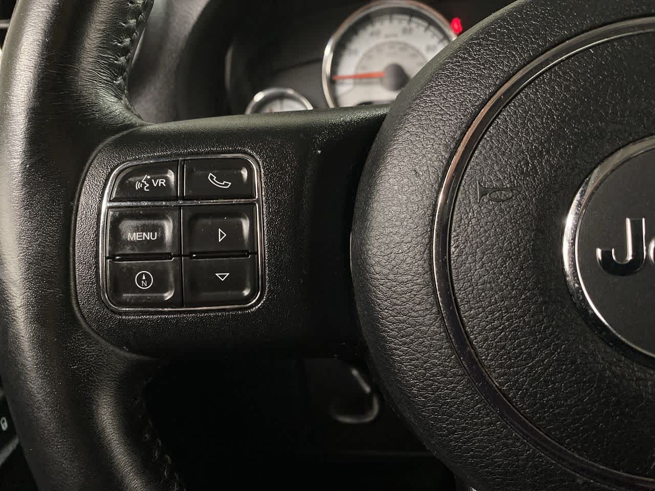 Thumbnail: 2017 Jeep Wrangler - 21