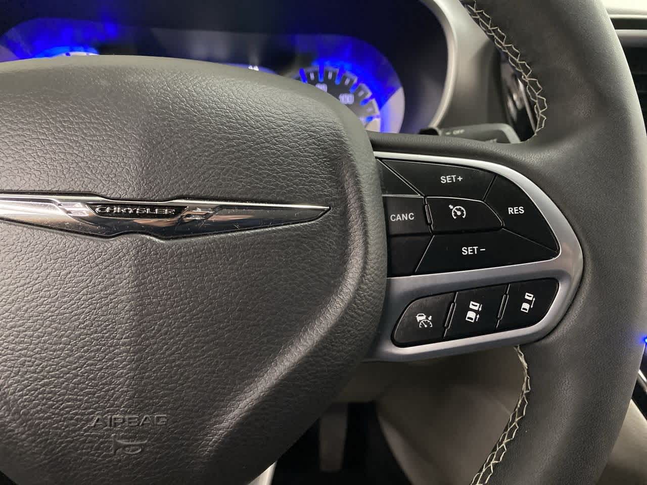 Thumbnail: 2024 Chrysler Pacifica - 21