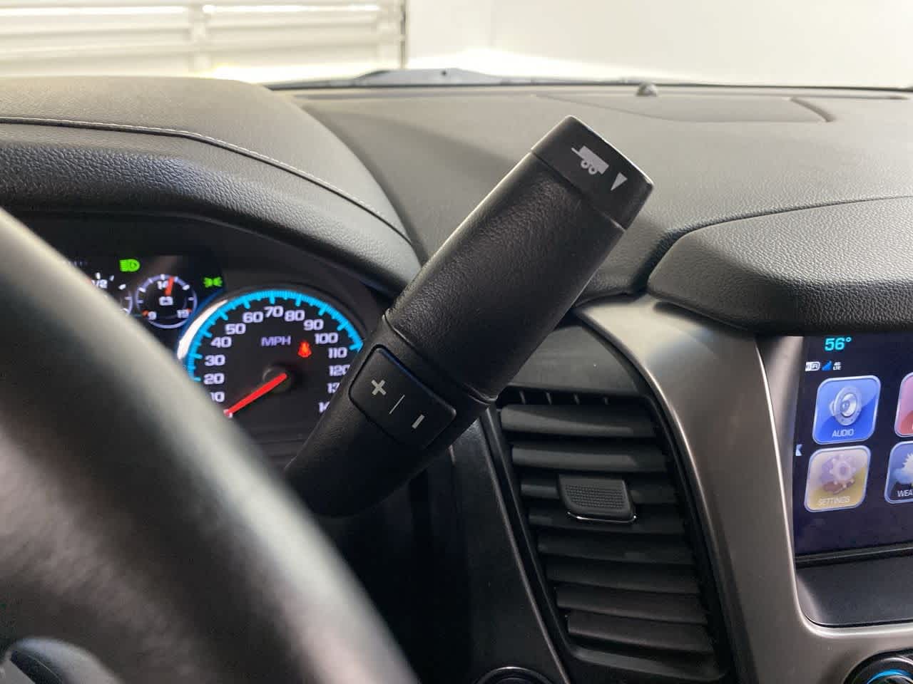 Thumbnail: 2017 Chevrolet Suburban - 25