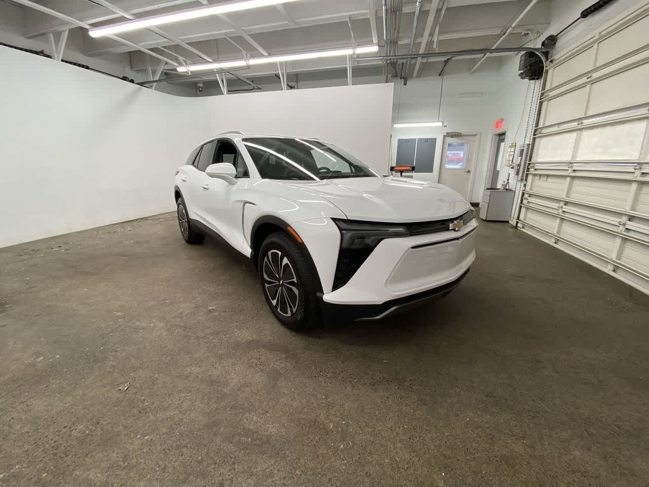 Thumbnail: 2024 Chevrolet Blazer EV - 8