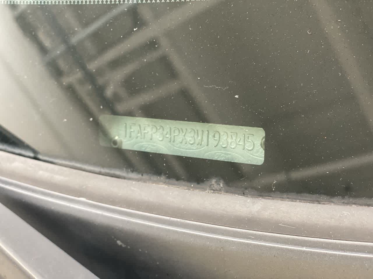 Thumbnail: 2003 Ford Focus - 30