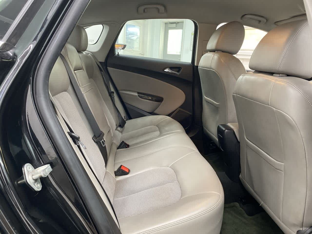 Thumbnail: 2016 Buick Verano - 19