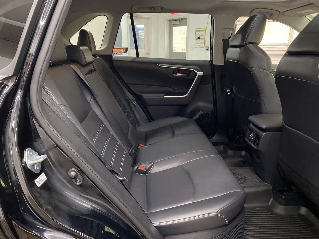 Thumbnail: 2021 Toyota RAV4 - 19