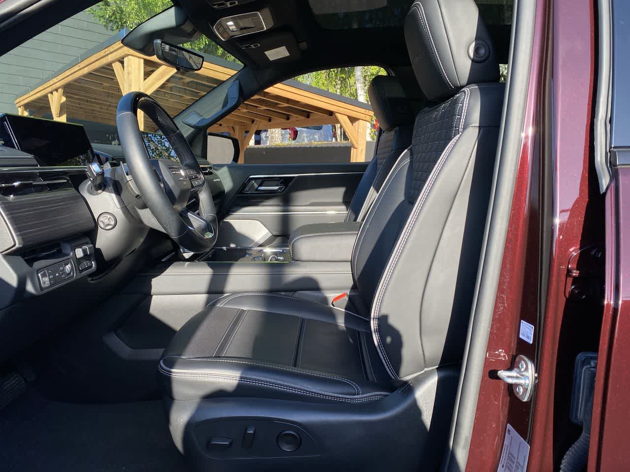Thumbnail: 2025 GMC Sierra EV - 13