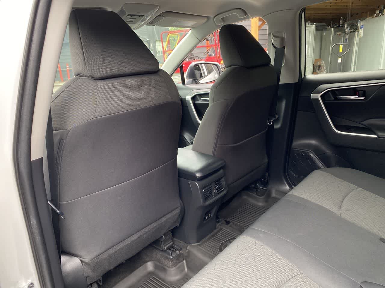 Thumbnail: 2021 Toyota RAV4 - 14