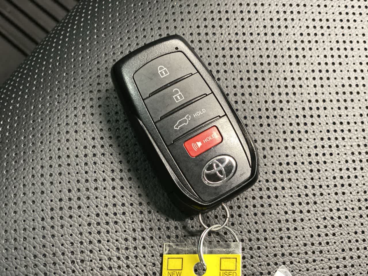 Thumbnail: 2025 Toyota Land Cruiser - 32