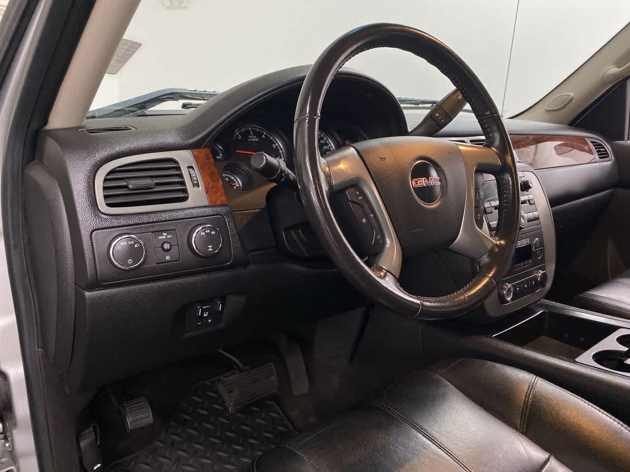 Thumbnail: 2010 GMC Sierra 2500 - 2