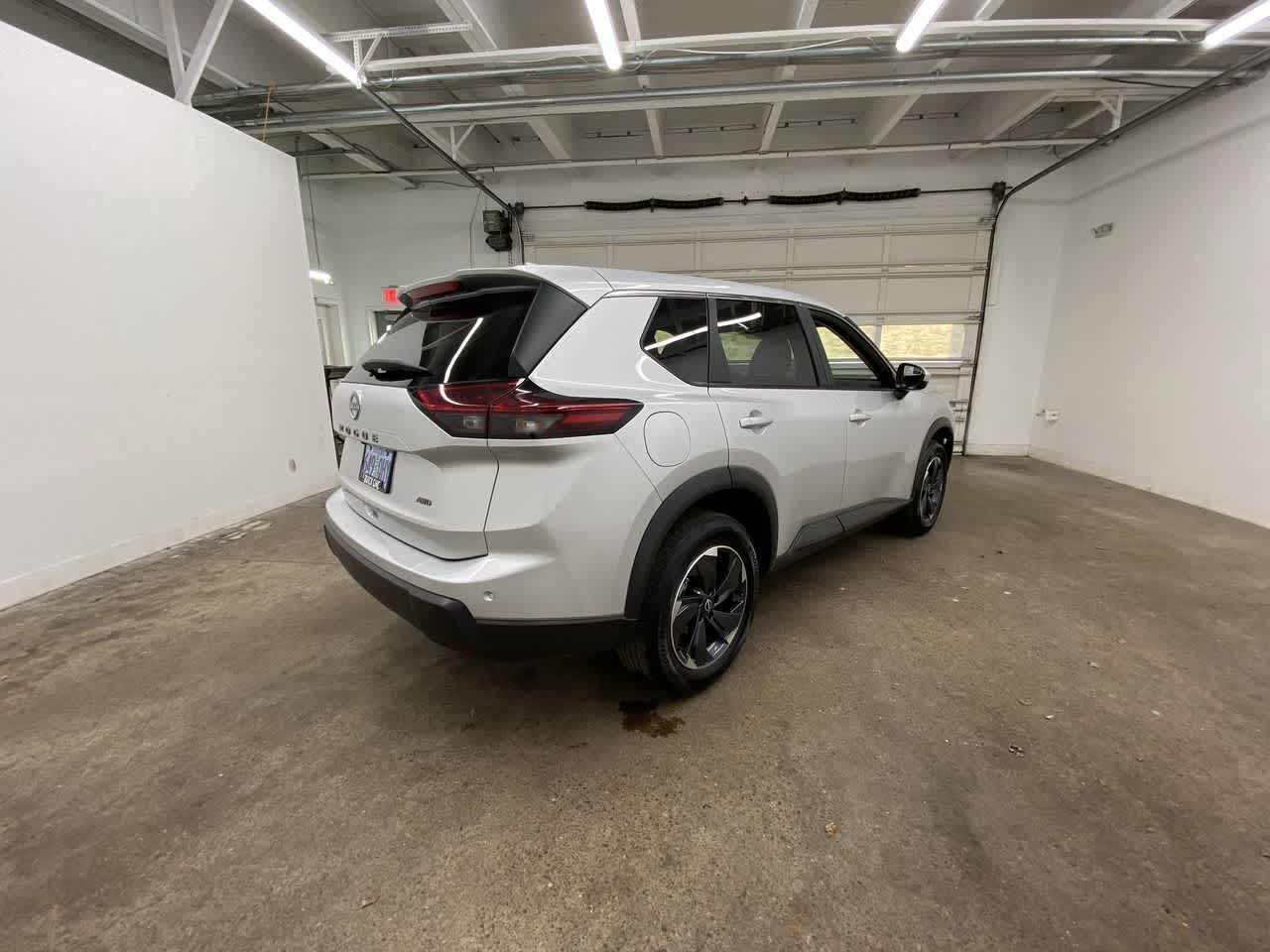 Thumbnail: 2025 Nissan Rogue - 6