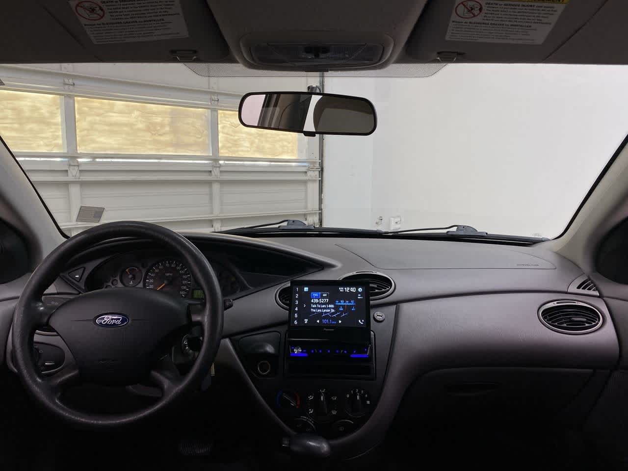 Thumbnail: 2003 Ford Focus - 14