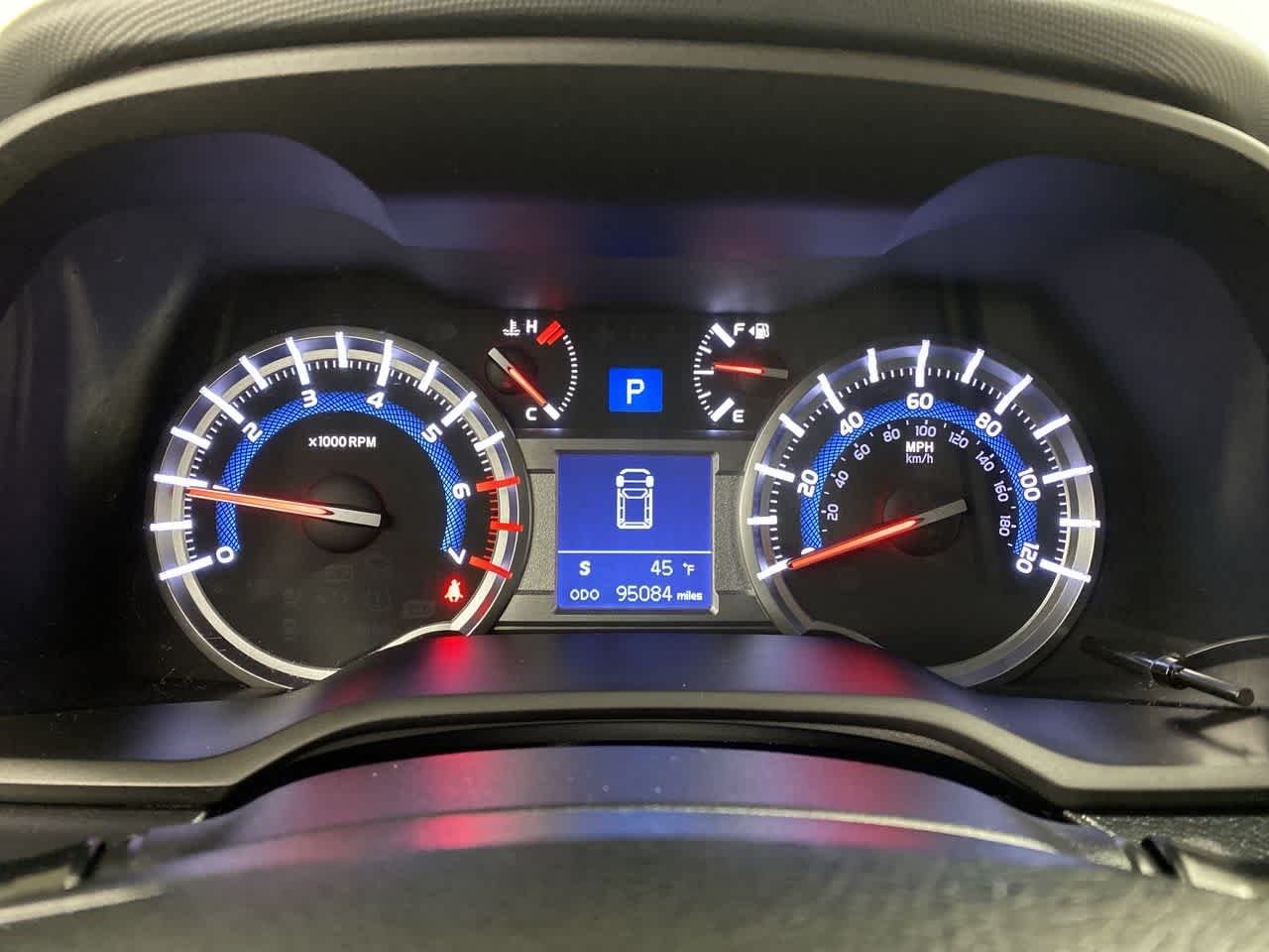 Thumbnail: 2018 Toyota 4Runner - 27