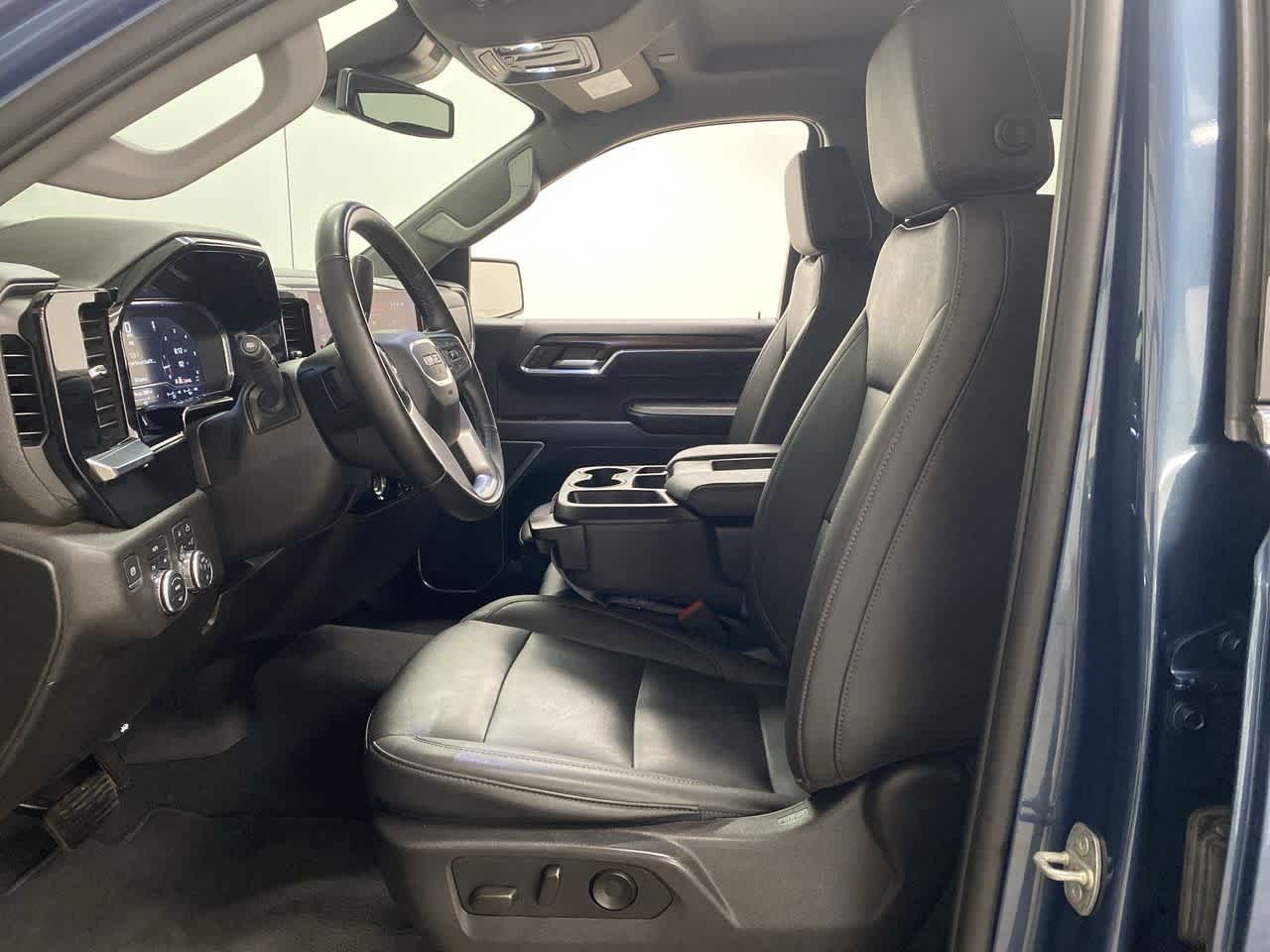 Thumbnail: 2024 GMC Sierra 1500 - 14