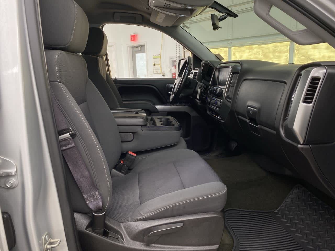 Thumbnail: 2016 Chevrolet Silverado 1500 - 20