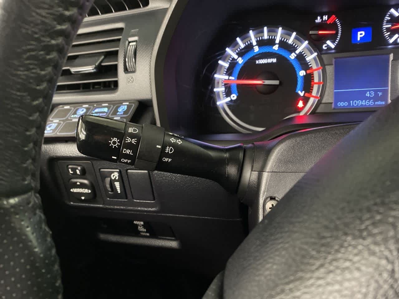 Thumbnail: 2016 Toyota 4Runner - 22