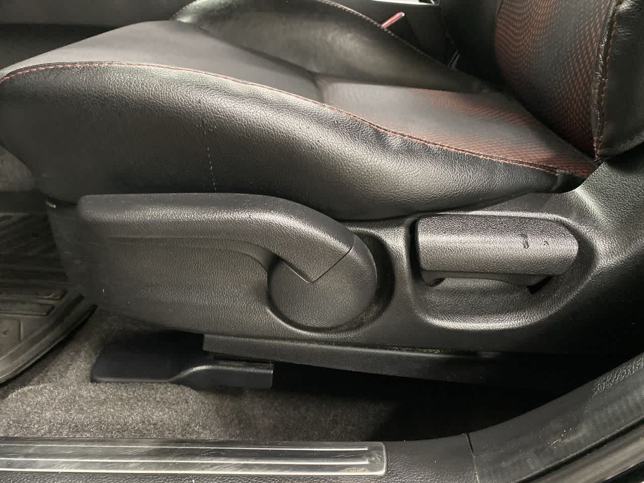 Thumbnail: 2011 Mazda Mazda3 - 14