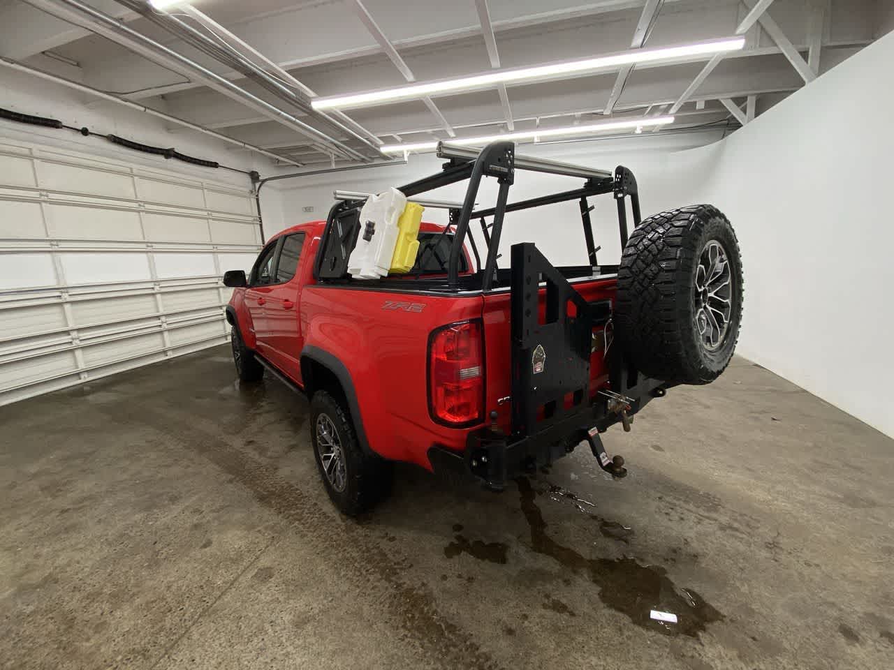 Thumbnail: 2018 Chevrolet Colorado - 4