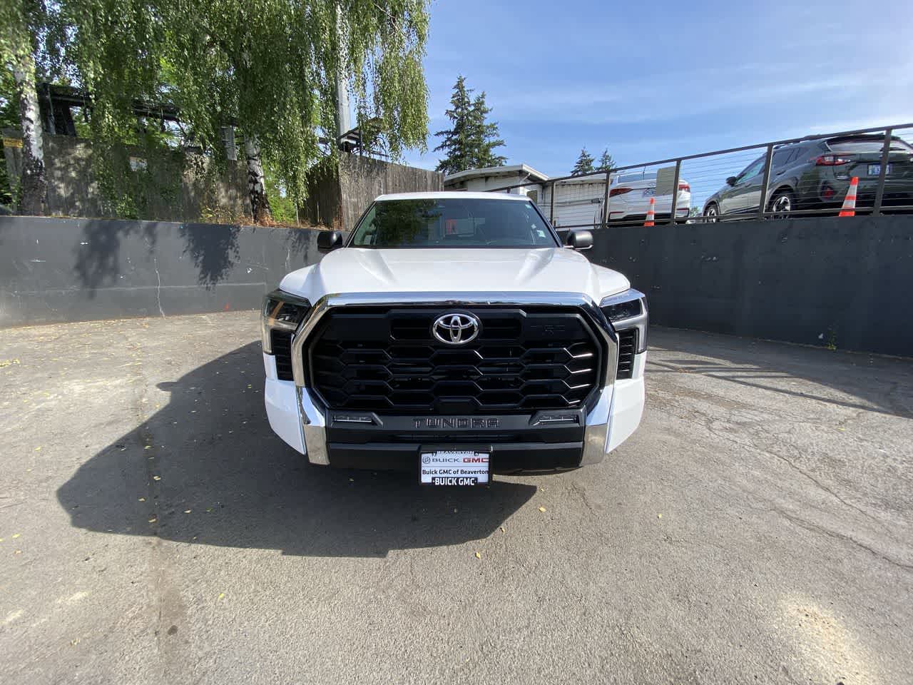 Thumbnail: 2025 Toyota Tundra - 9