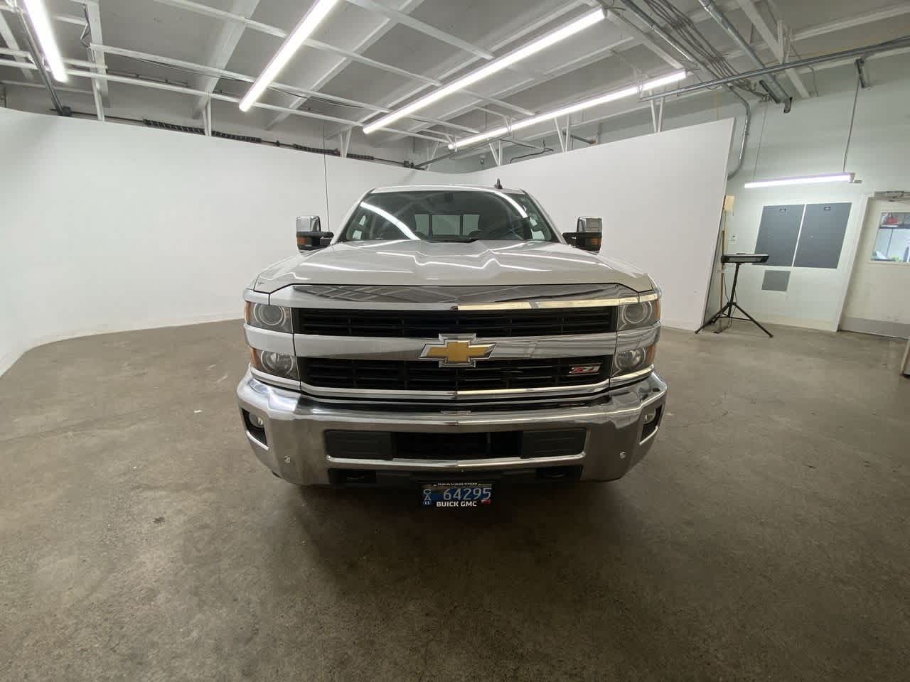 Thumbnail: 2015 Chevrolet Silverado 3500 - 9