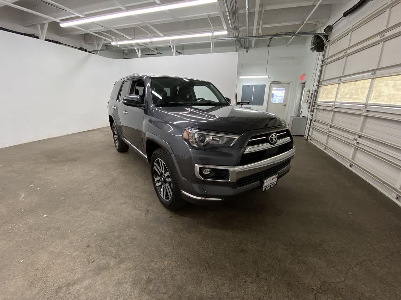 Thumbnail: 2023 Toyota 4Runner - 8