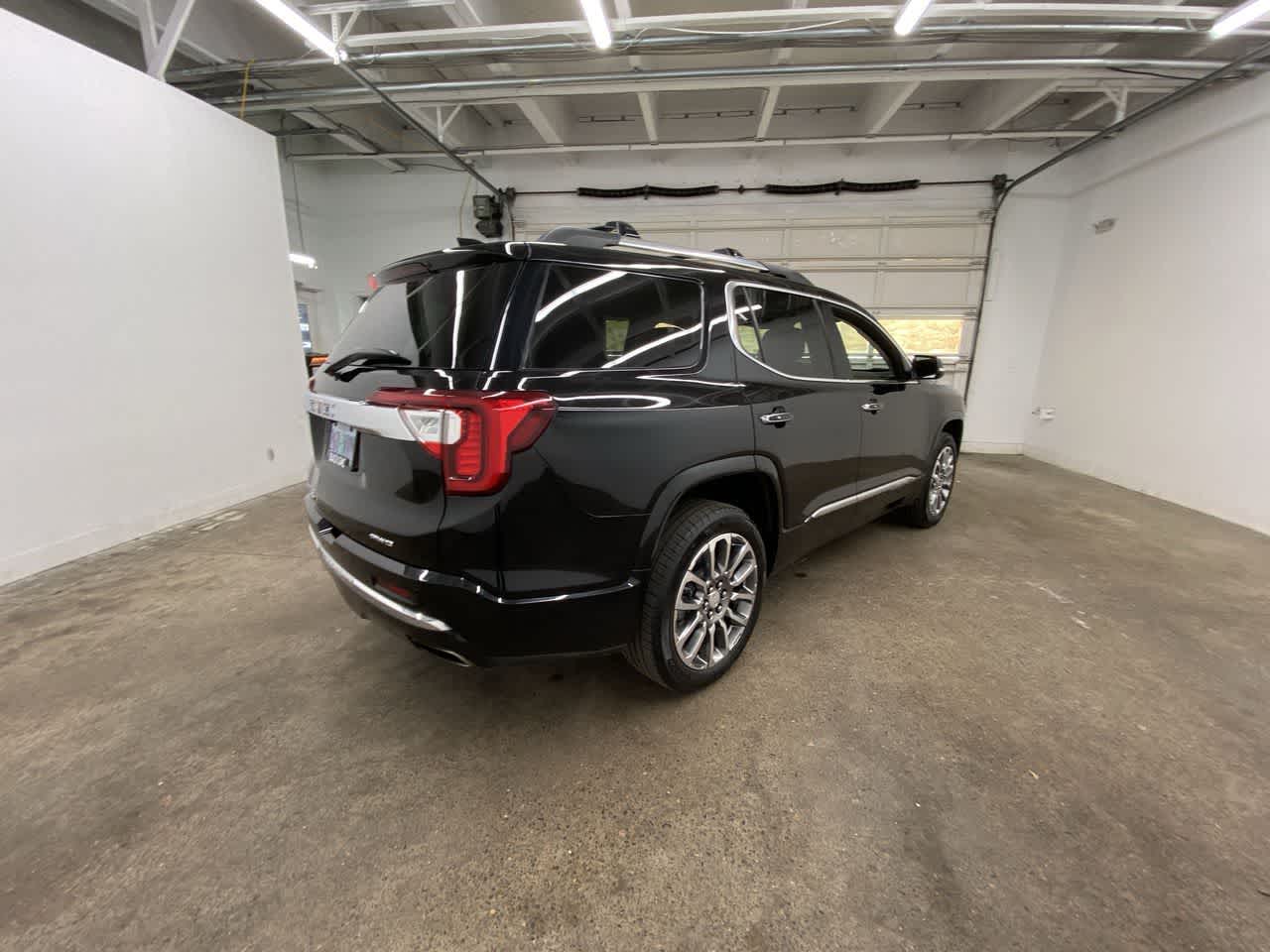 Thumbnail: 2022 GMC Acadia - 6