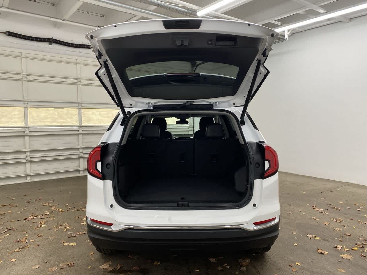 Thumbnail: 2023 GMC Terrain - 30