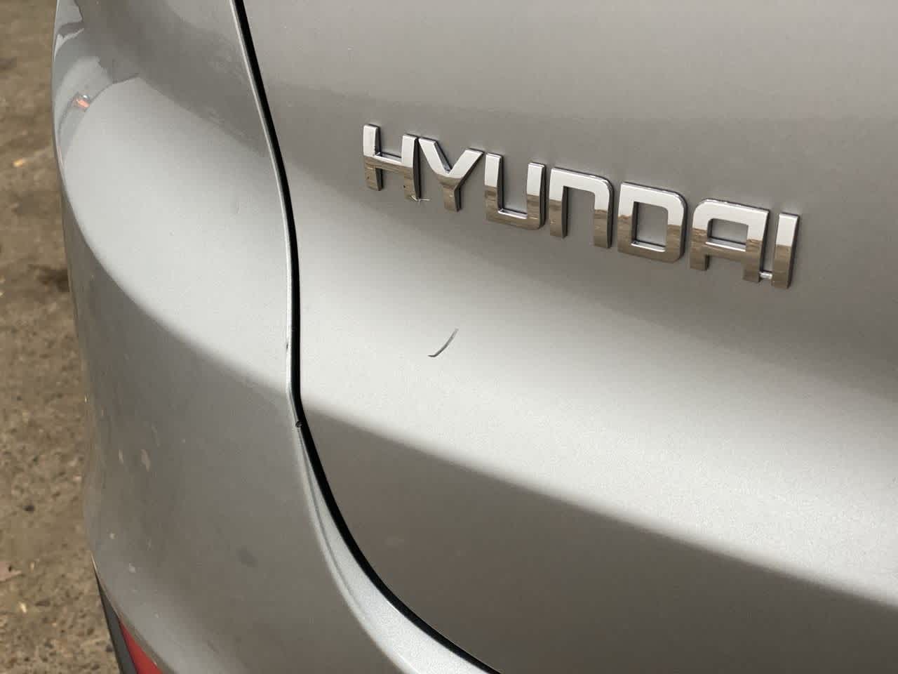 Thumbnail: 2012 Hyundai Tucson - 34