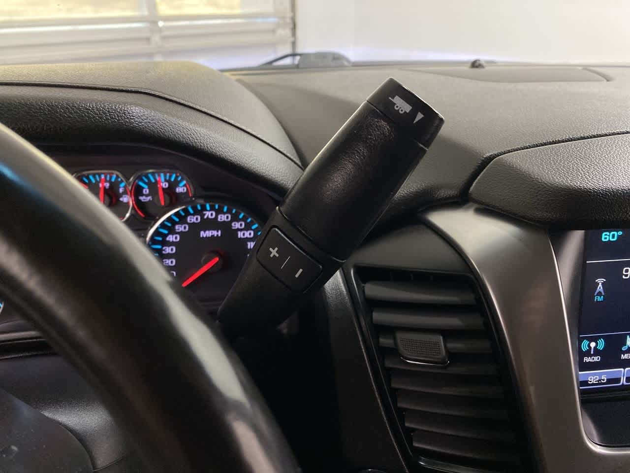 Thumbnail: 2018 Chevrolet Tahoe - 25