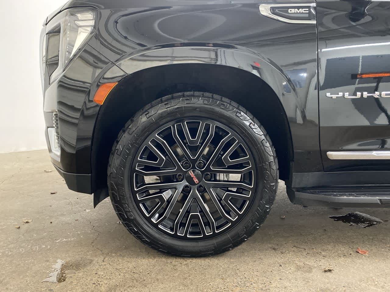 Thumbnail: 2021 GMC Yukon XL - 11