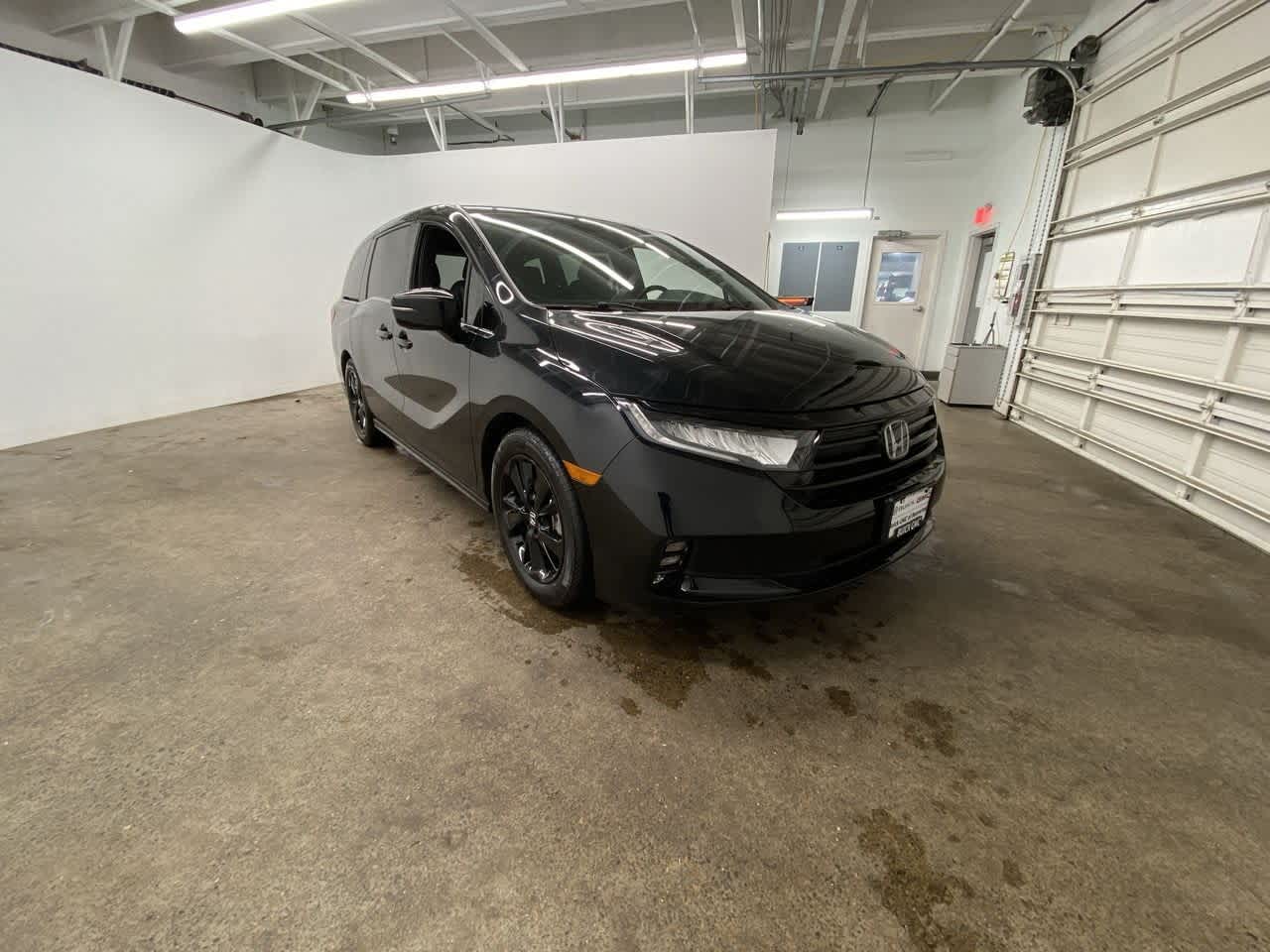 Thumbnail: 2024 Honda Odyssey - 8