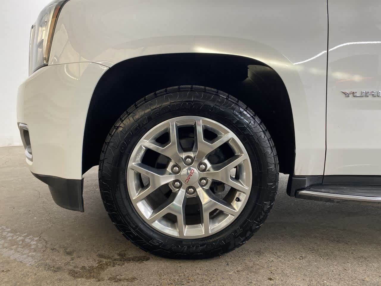 Thumbnail: 2015 GMC Yukon - 11