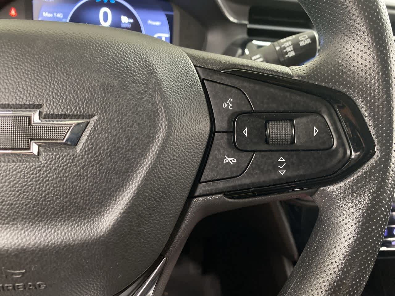 Thumbnail: 2022 Chevrolet Bolt EUV - 22