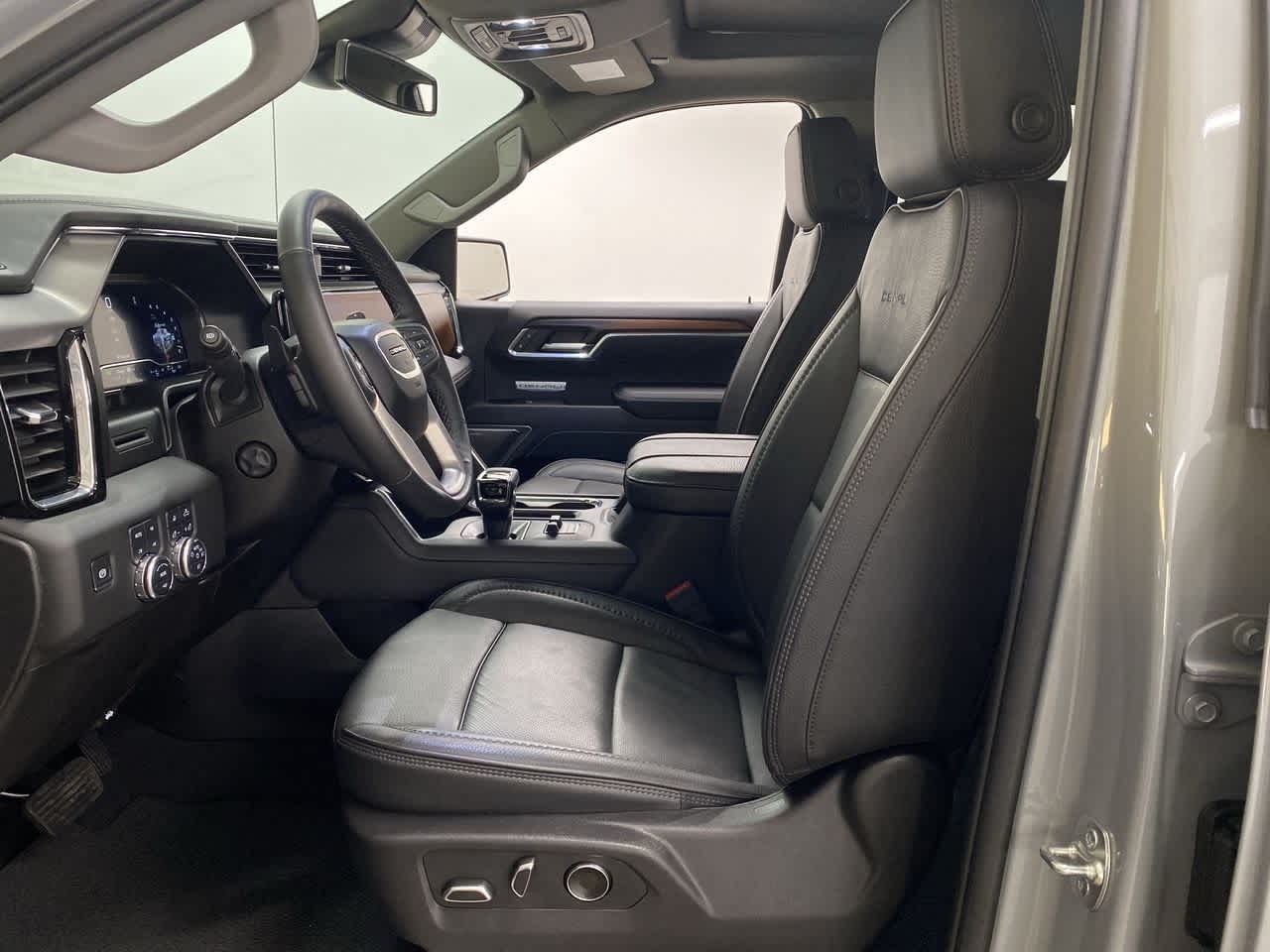 Thumbnail: 2025 GMC Sierra 1500 - 13