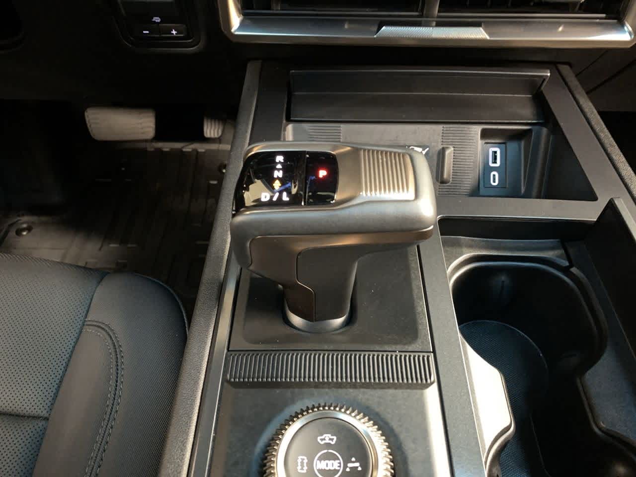 Thumbnail: 2025 GMC Hummer EV - 27