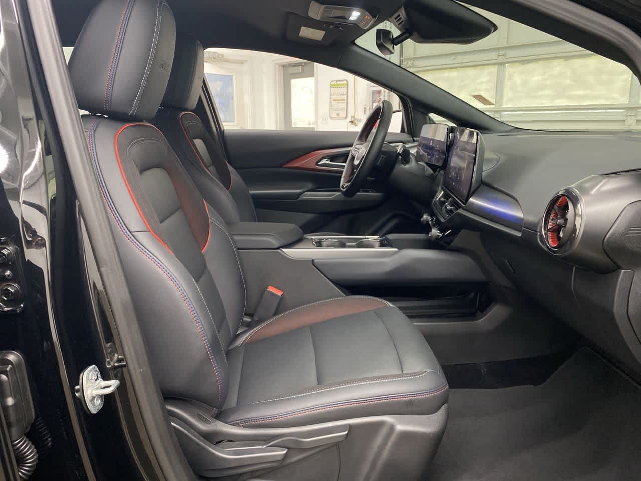 Thumbnail: 2024 Chevrolet Equinox - 19