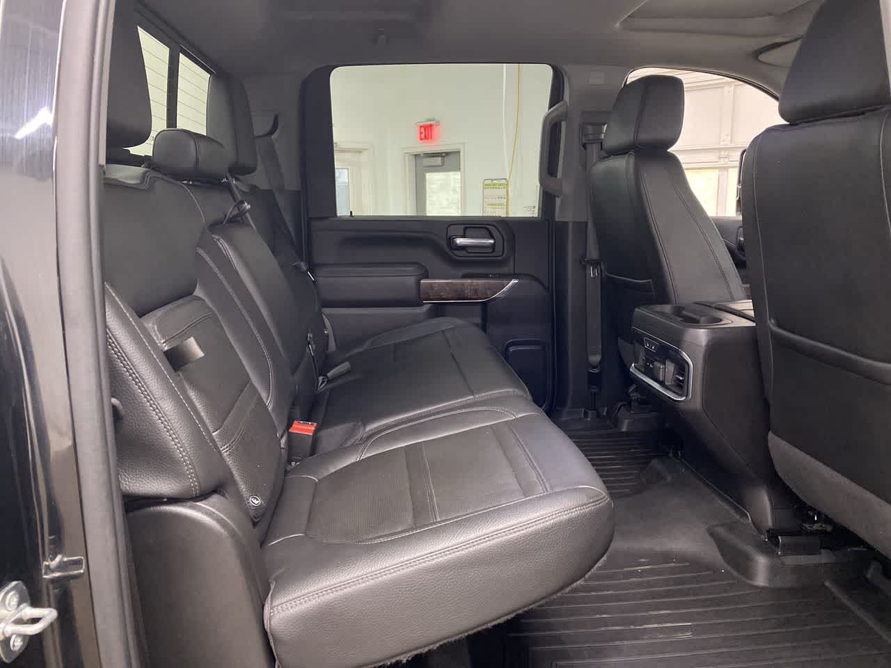 Thumbnail: 2023 GMC Sierra 2500 - 17