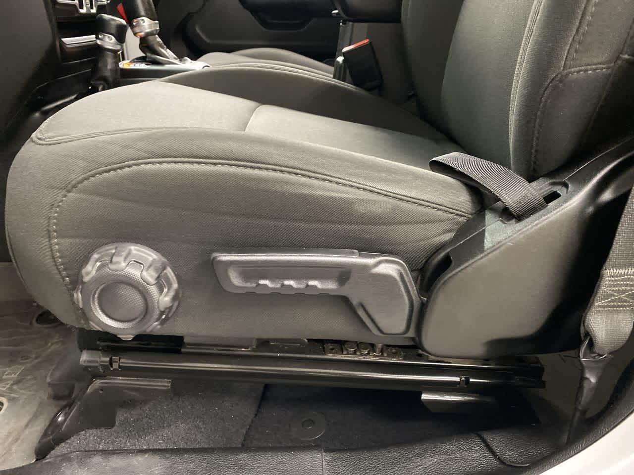 Thumbnail: 2023 Jeep Wrangler - 15