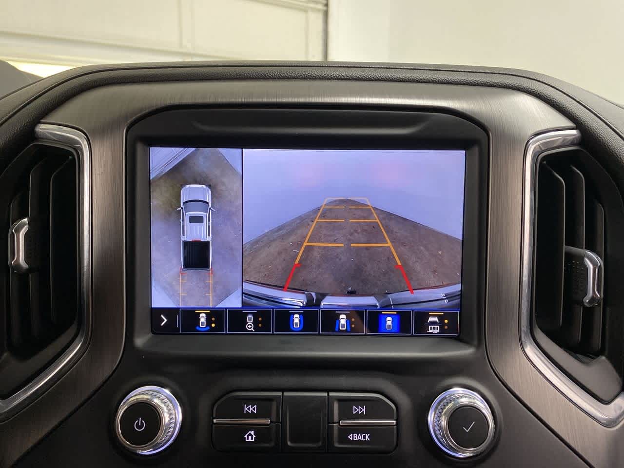 Thumbnail: 2020 GMC Sierra 1500 - 25