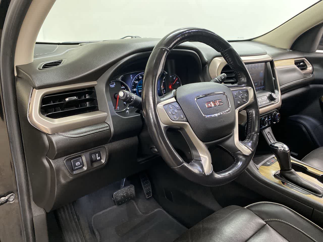Thumbnail: 2018 GMC Acadia - 2